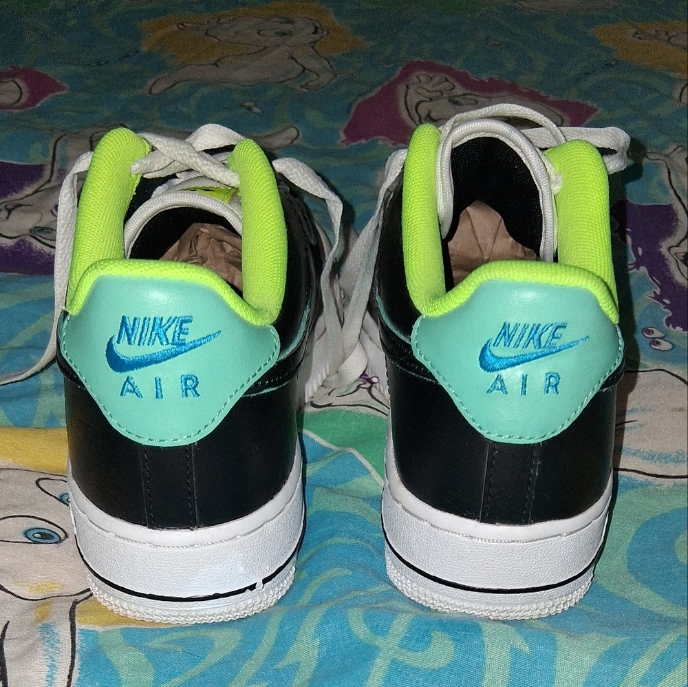 Nike Air Force 1 '07 LV8 Low GS Graffiti White Black Blue Green Shoes Sneakers - Picture 5 of 7